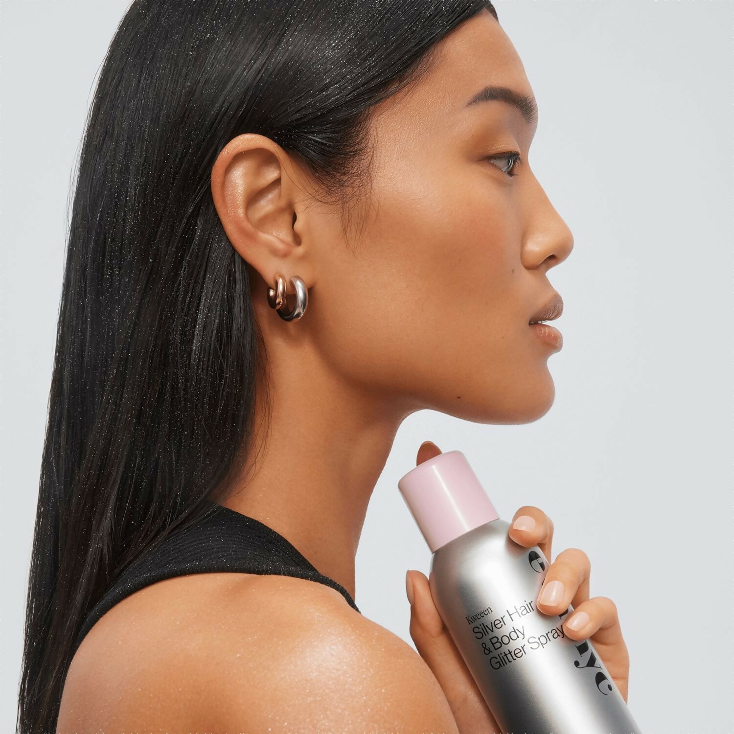 Kweeen Silver Hair & Body Glitter Spray 4.9 oz